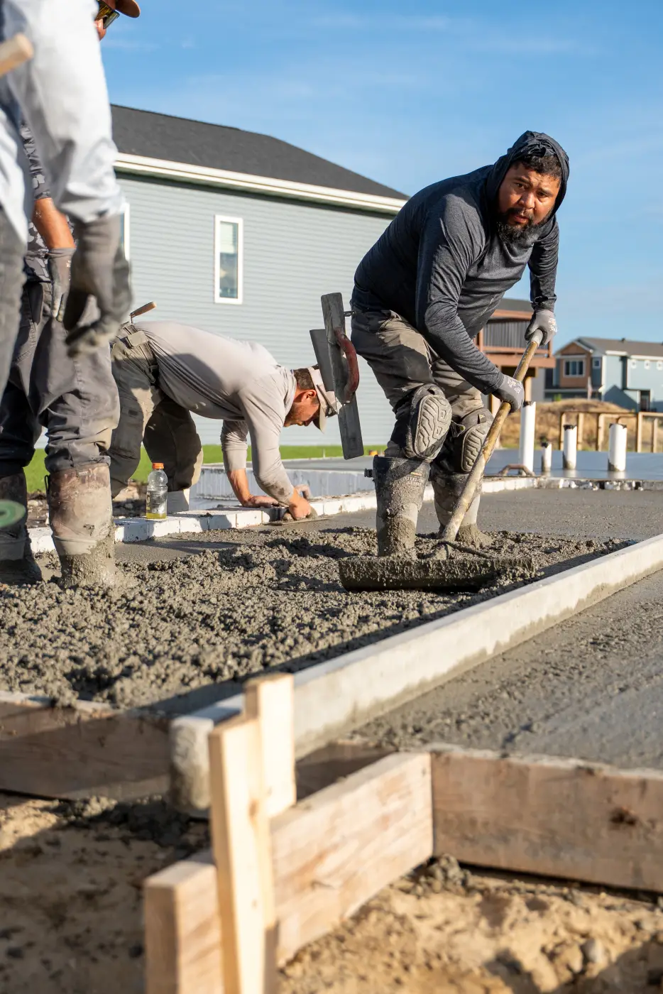 AdShark ad creative — Avery Construction 2